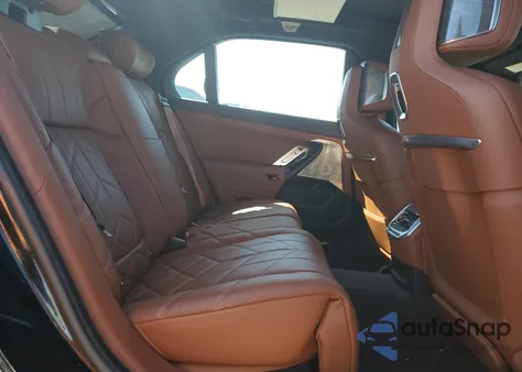 2023 BMW 760 Xi из США, поврежденный, VIN WBA33EJ07PCL92724